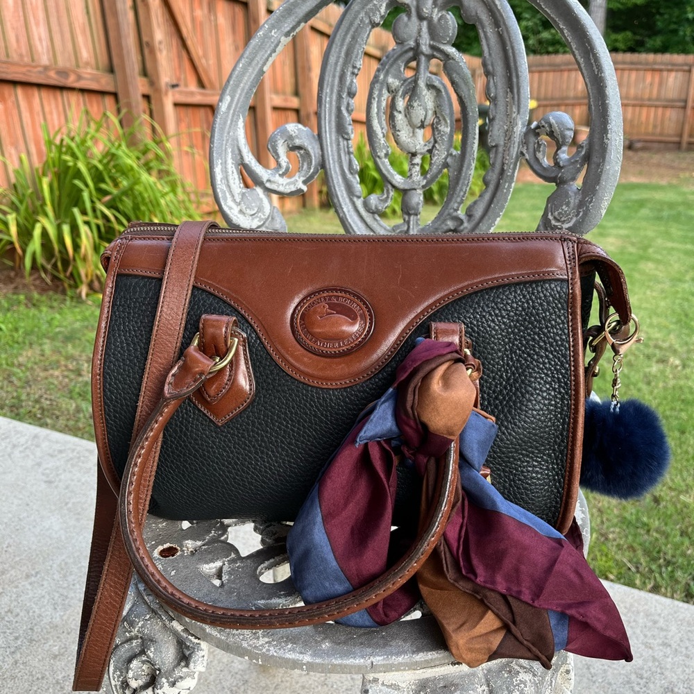 Dooney and Bourke Vintage All Weather pebble leather Women’s Classic Tote